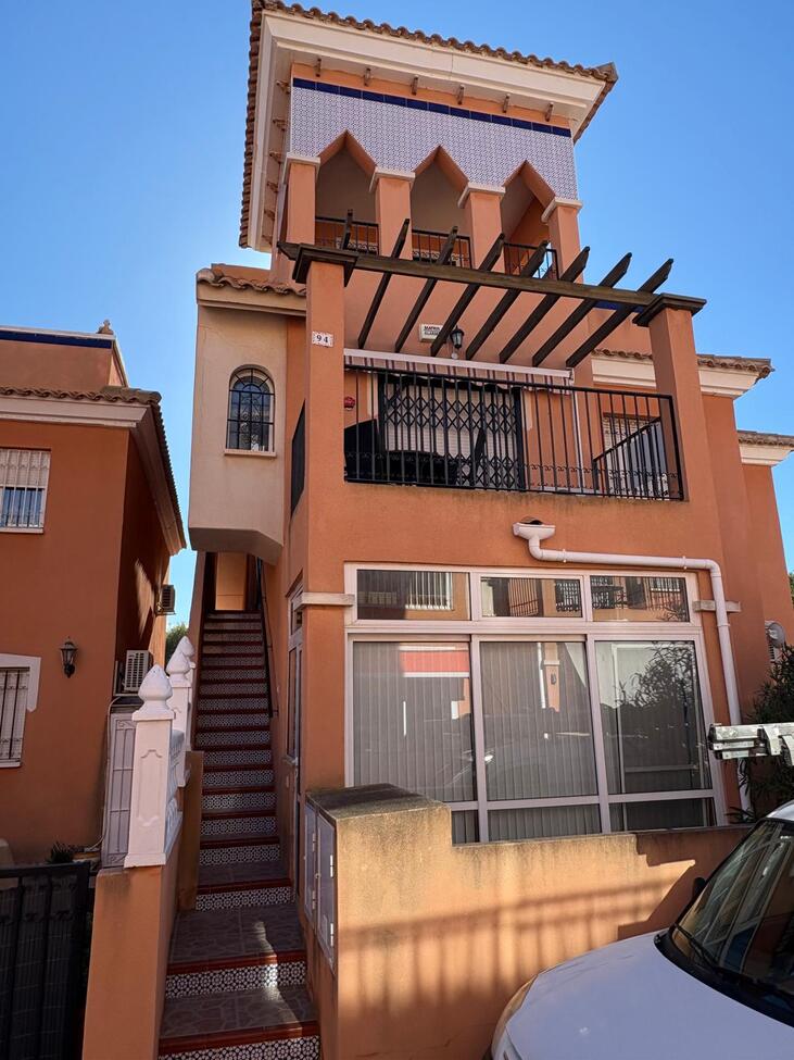 3 Bed, 2 Bath, ApartmentFor Sale, Playa Flamenca, Alicante