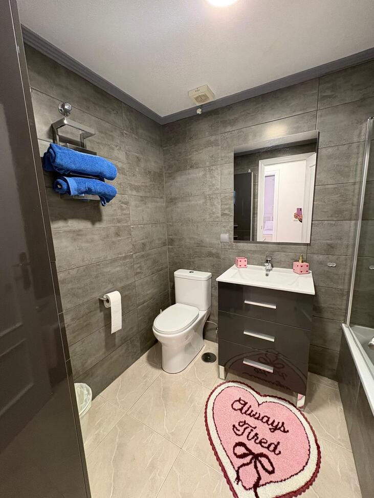 3 Bed, 2 Bath, ApartmentFor Sale, Playa Flamenca, Alicante