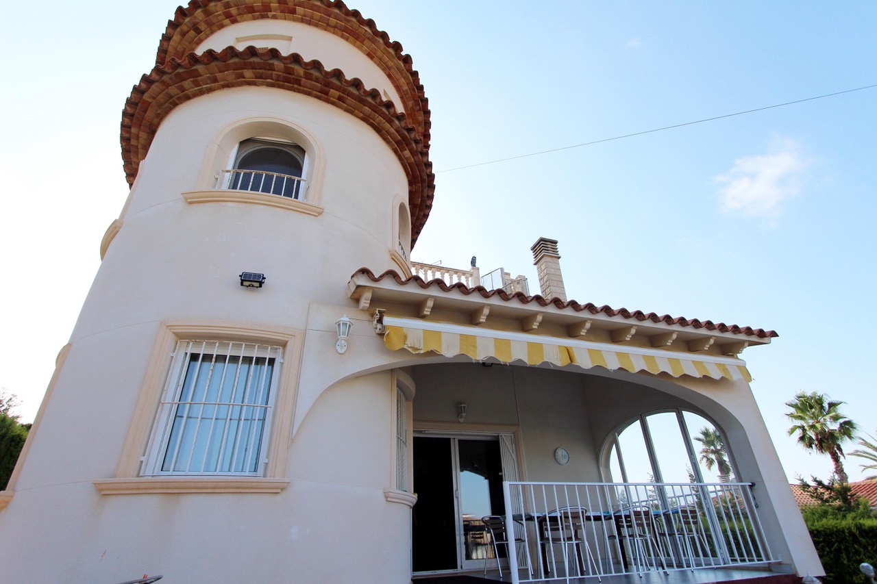 5 Bed, 4 Bath, HouseFor Sale, Calpe, Alicante