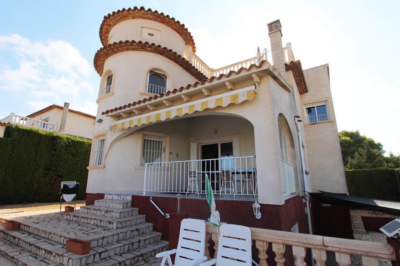 5 Bed, 4 Bath, HouseFor Sale, Calpe, Alicante