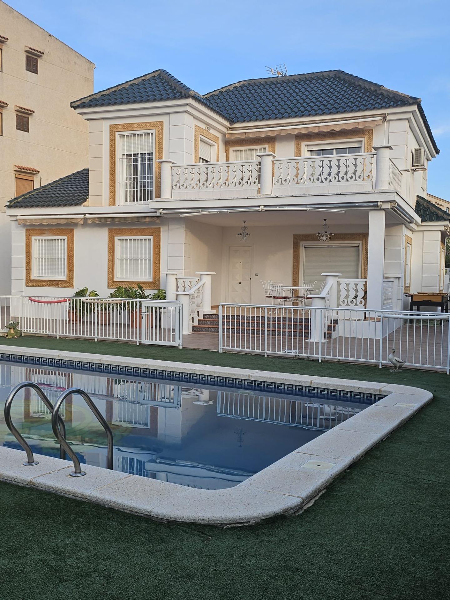 5 Bed, 4 Bath, HouseFor Sale, Elche, Alicante
