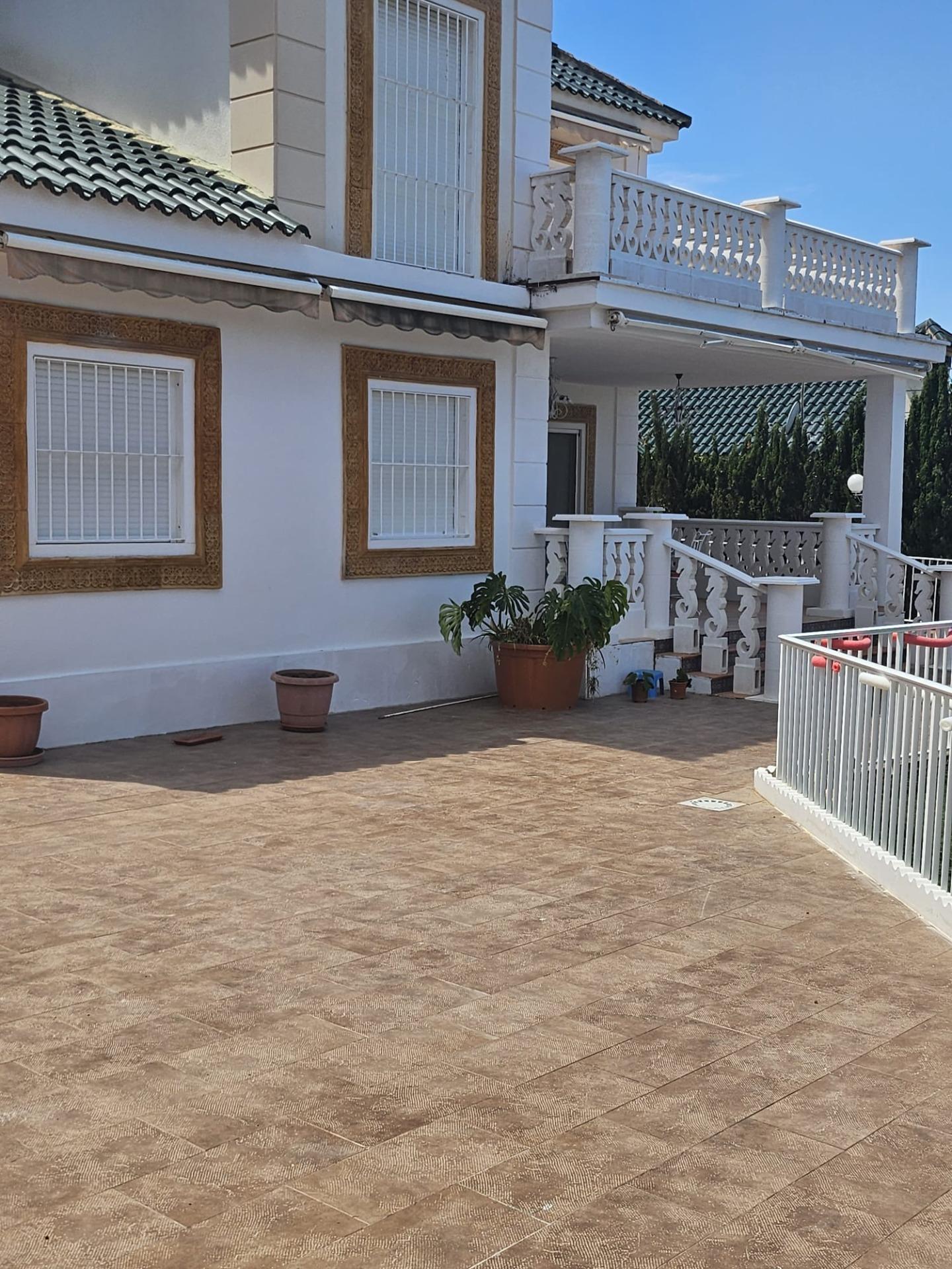 5 Bed, 4 Bath, HouseFor Sale, Elche, Alicante