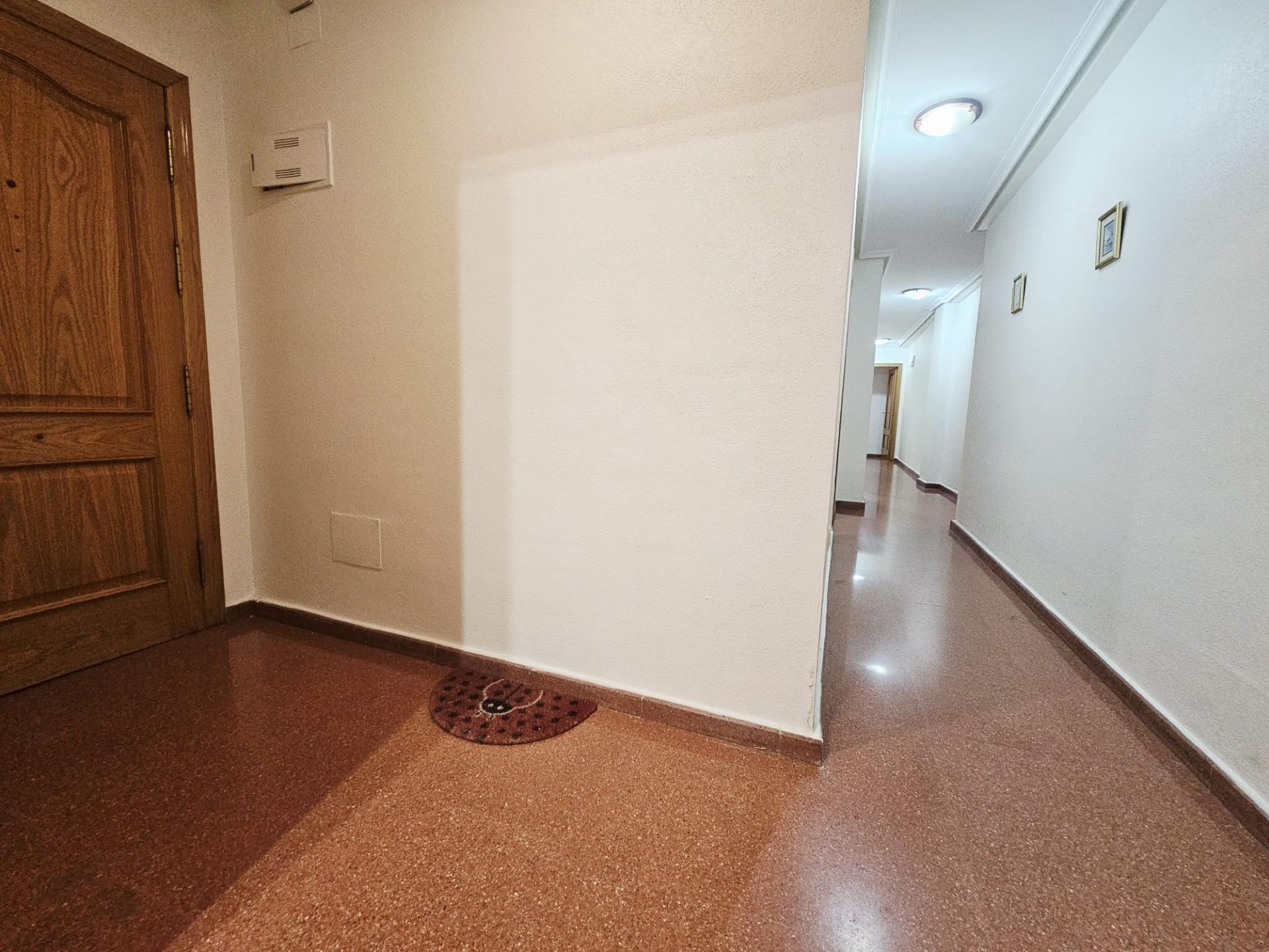 3 Bed, 2 Bath, ApartmentFor Sale, Torrevieja, Alicante