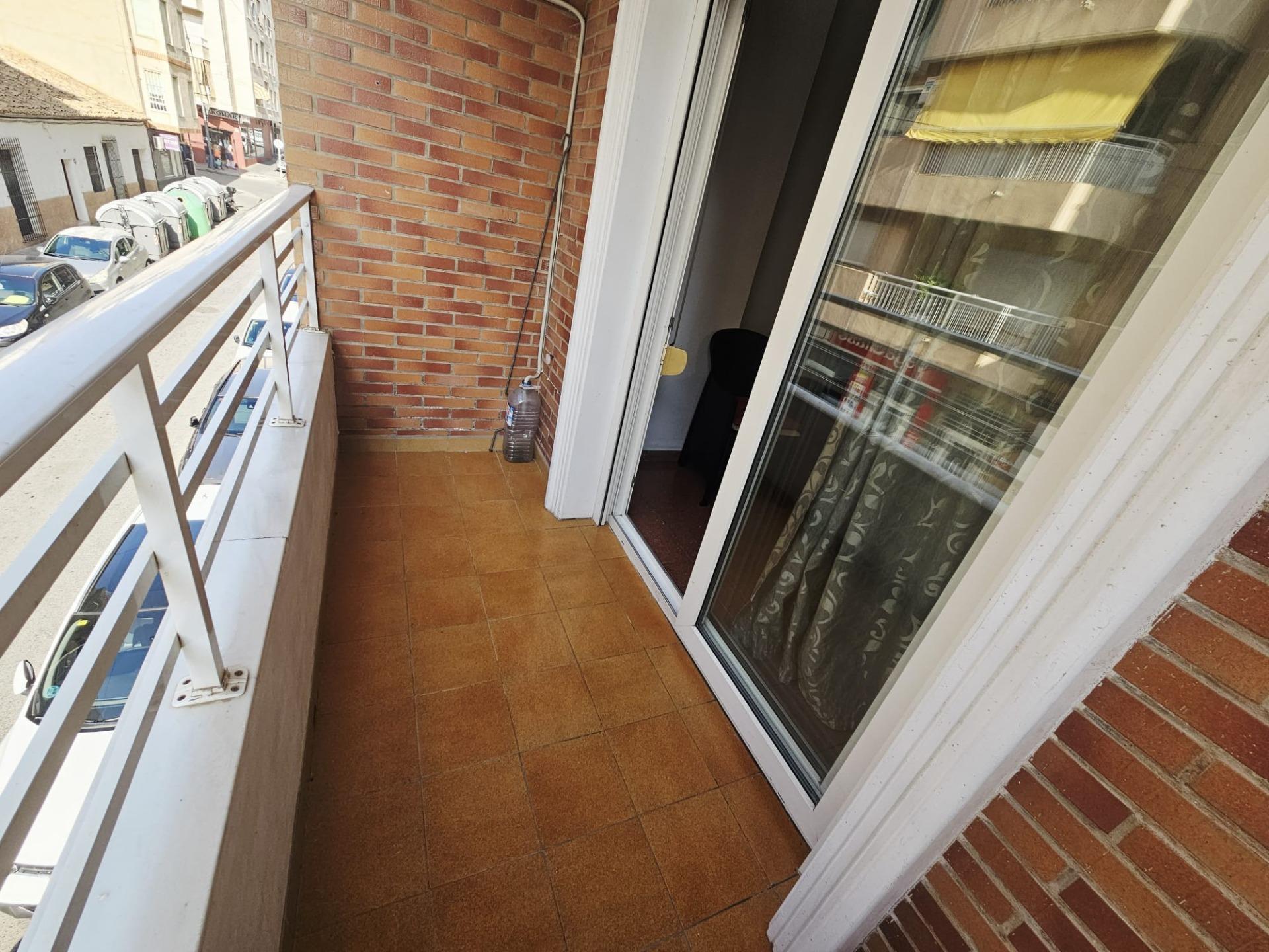 3 Bed, 2 Bath, ApartmentFor Sale, Torrevieja, Alicante