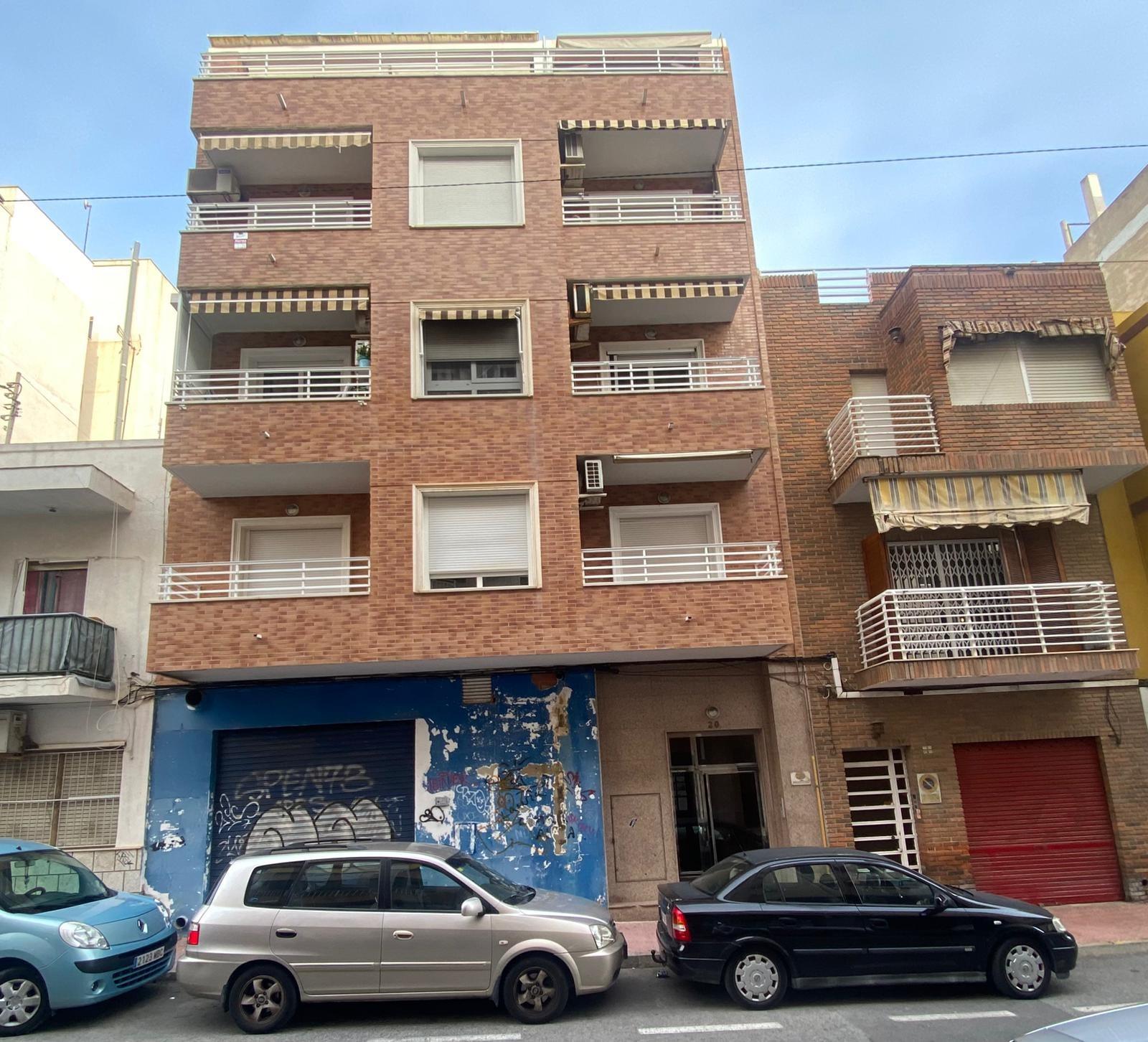 3 Bed, 2 Bath, ApartmentFor Sale, Torrevieja, Alicante