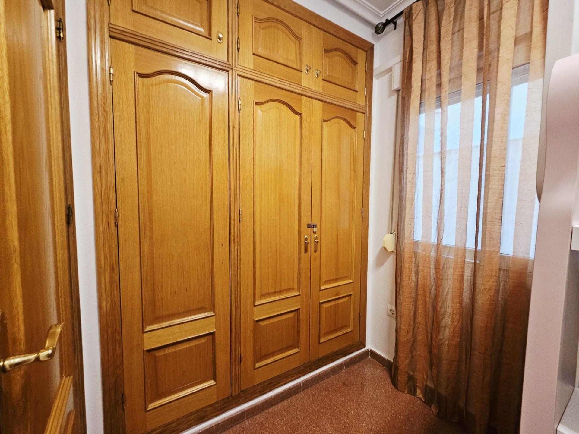 3 Bed, 2 Bath, ApartmentFor Sale, Torrevieja, Alicante