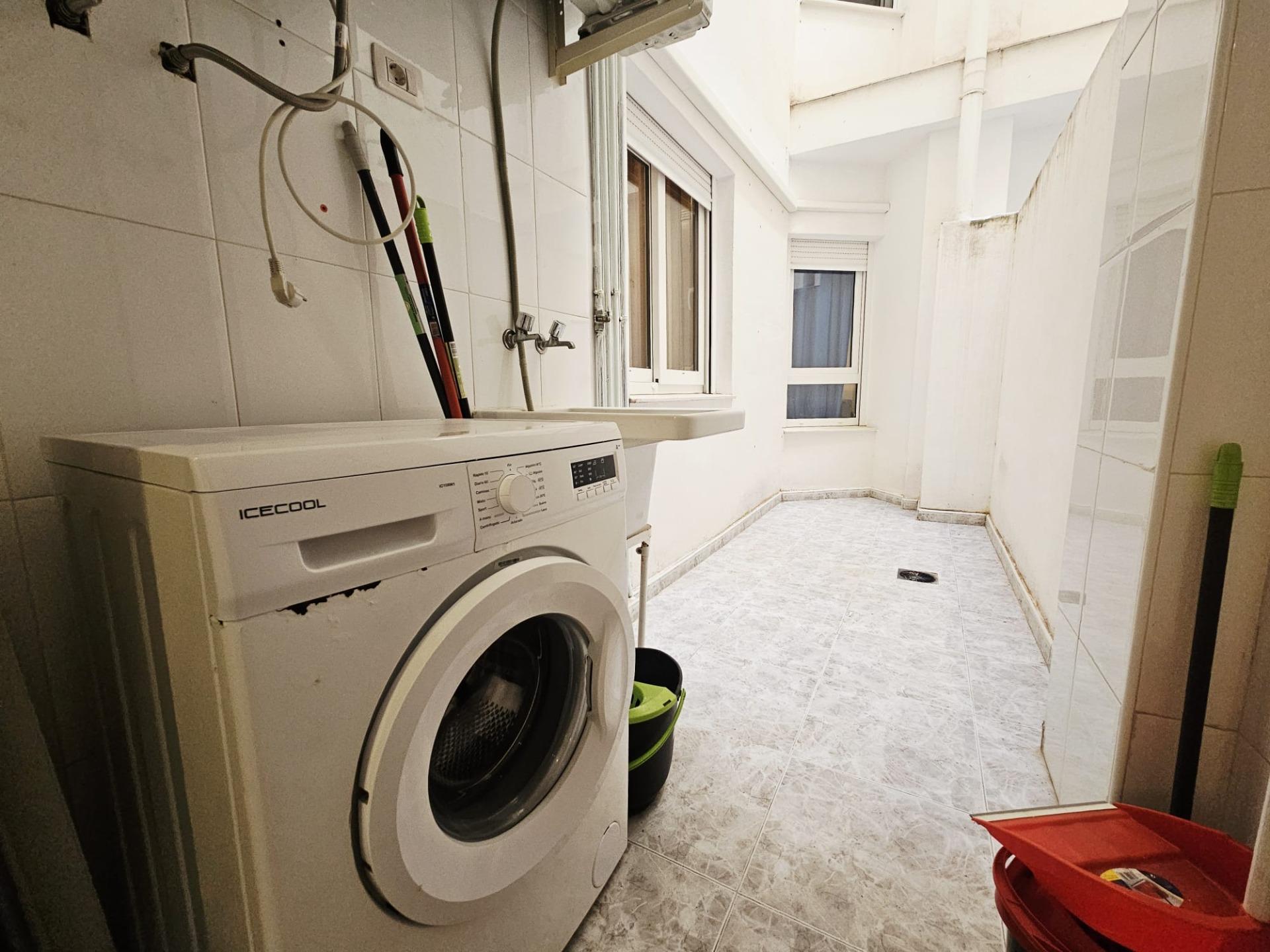 3 Bed, 2 Bath, ApartmentFor Sale, Torrevieja, Alicante