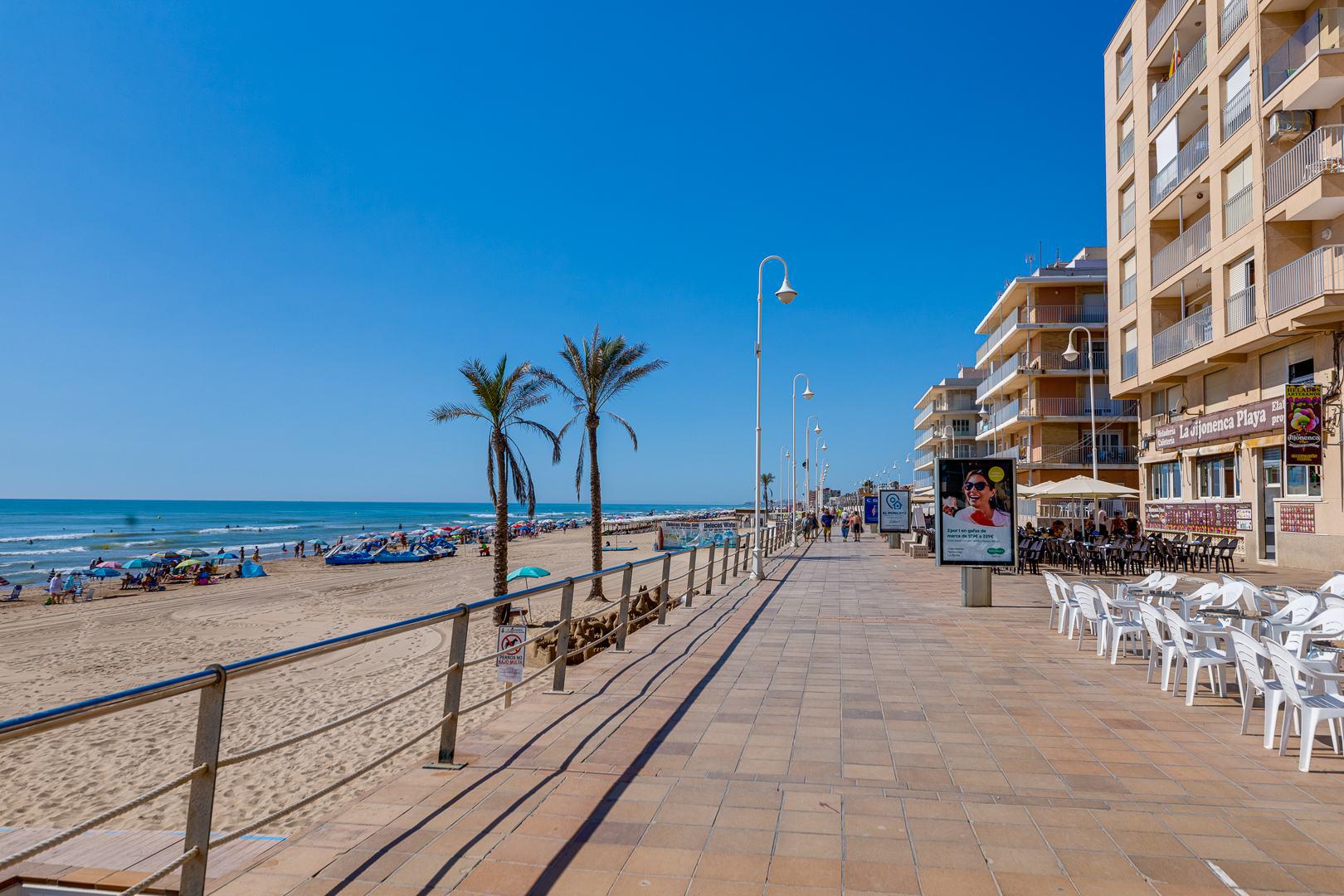 2 Bed, 2 Bath, ApartmentFor Sale, Guardamar Del Segura, Alicante