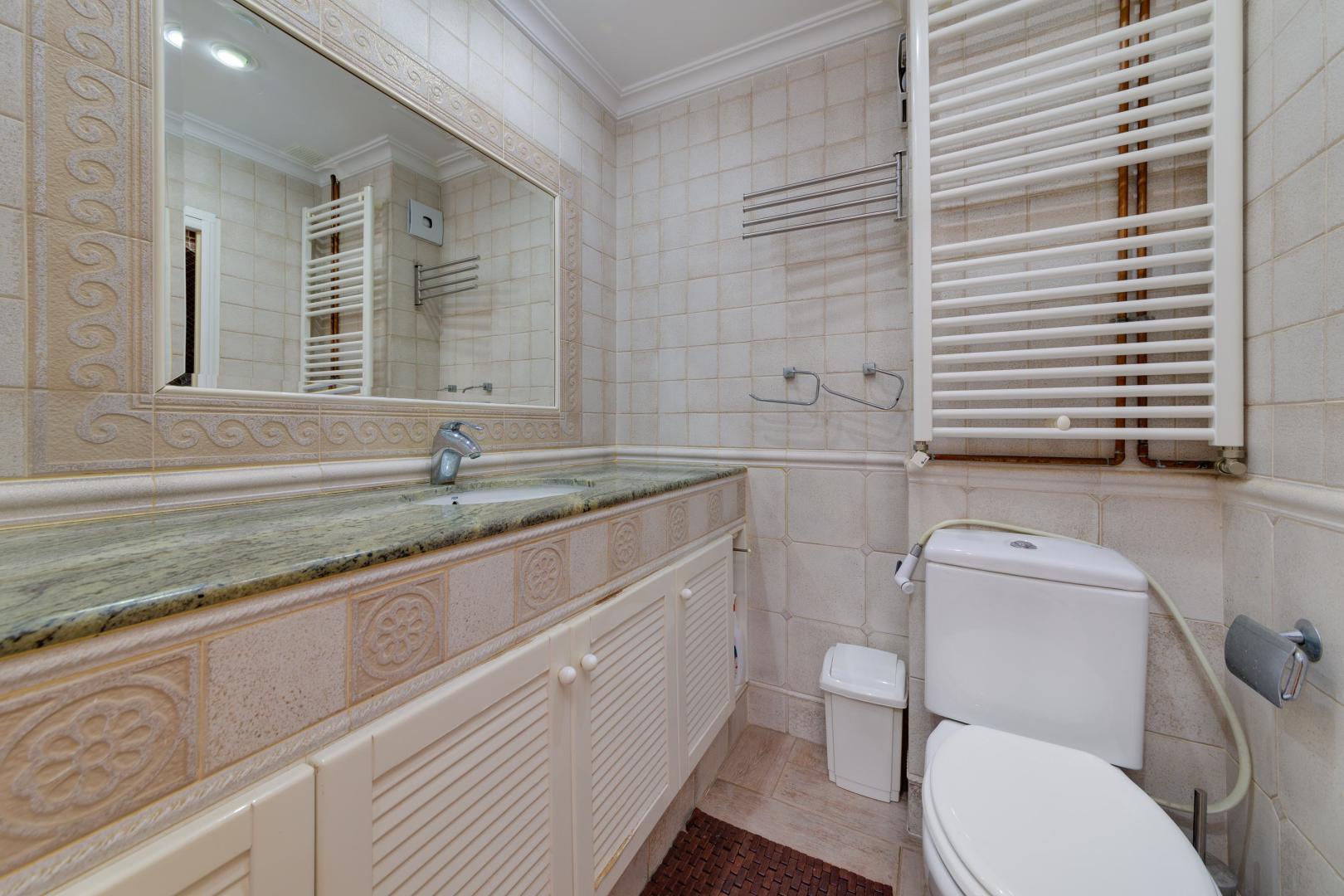 2 Bed, 2 Bath, ApartmentFor Sale, Guardamar Del Segura, Alicante