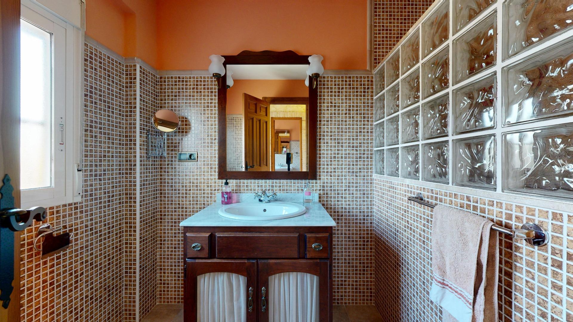 4 Bed, 1 Bath, HouseFor Sale, Orihuela, Alicante