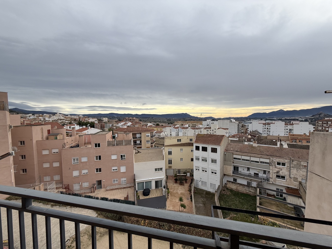 5 Bed, 2 Bath, ApartmentFor Sale, Onil, Alicante 5 Bed, 2 Bath, ApartmentFor Sale, Onil, Alicante