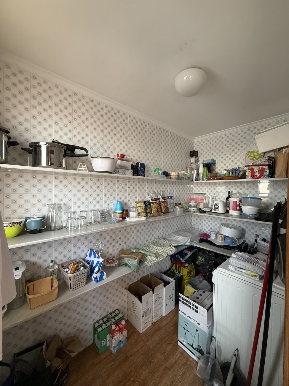 5 Bed, 2 Bath, ApartmentFor Sale, Onil, Alicante