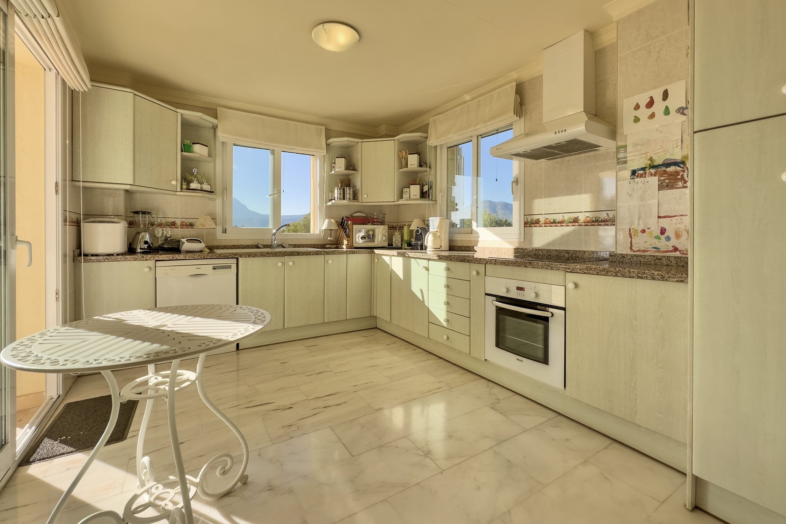 3 Bed, 2 Bath, HouseFor Sale, Calpe, Alicante
