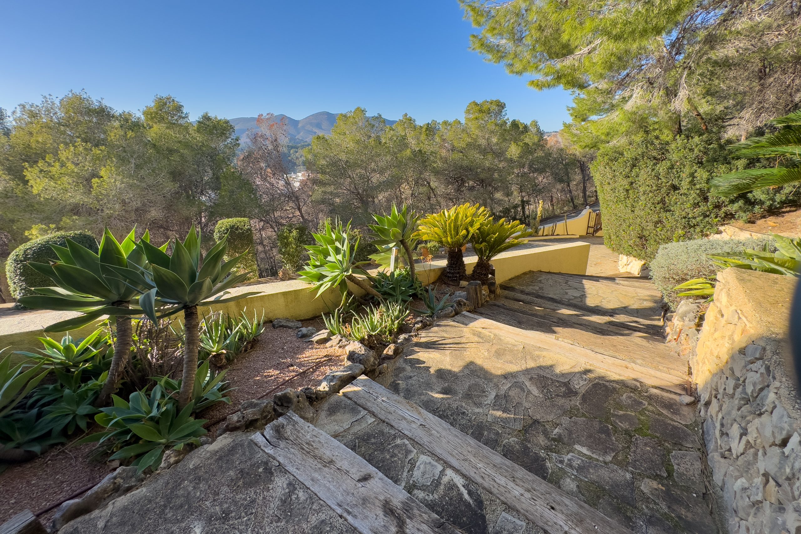 3 Bed, 2 Bath, HouseFor Sale, Calpe, Alicante