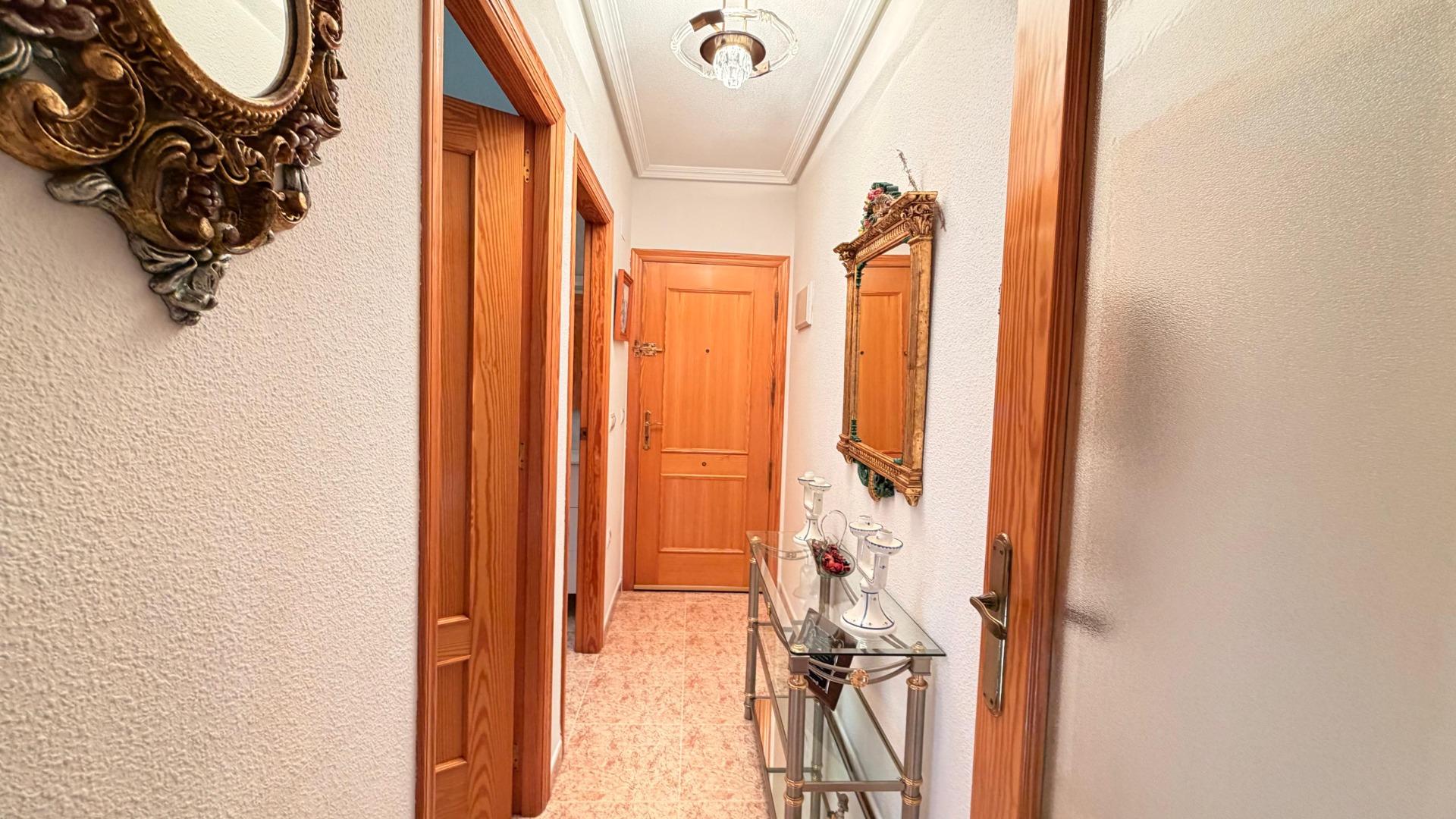 3 Bed, 2 Bath, ApartmentFor Sale, Torrevieja, Alicante