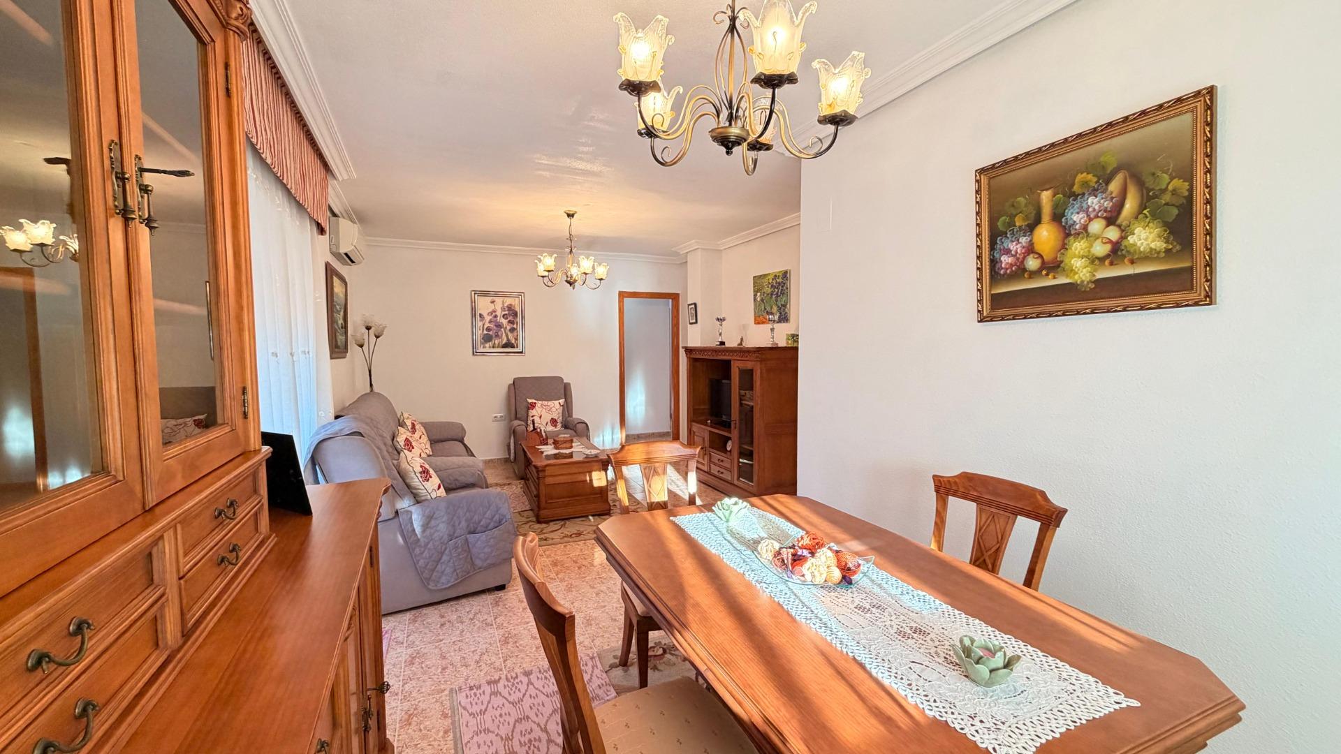 3 Bed, 2 Bath, ApartmentFor Sale, Torrevieja, Alicante