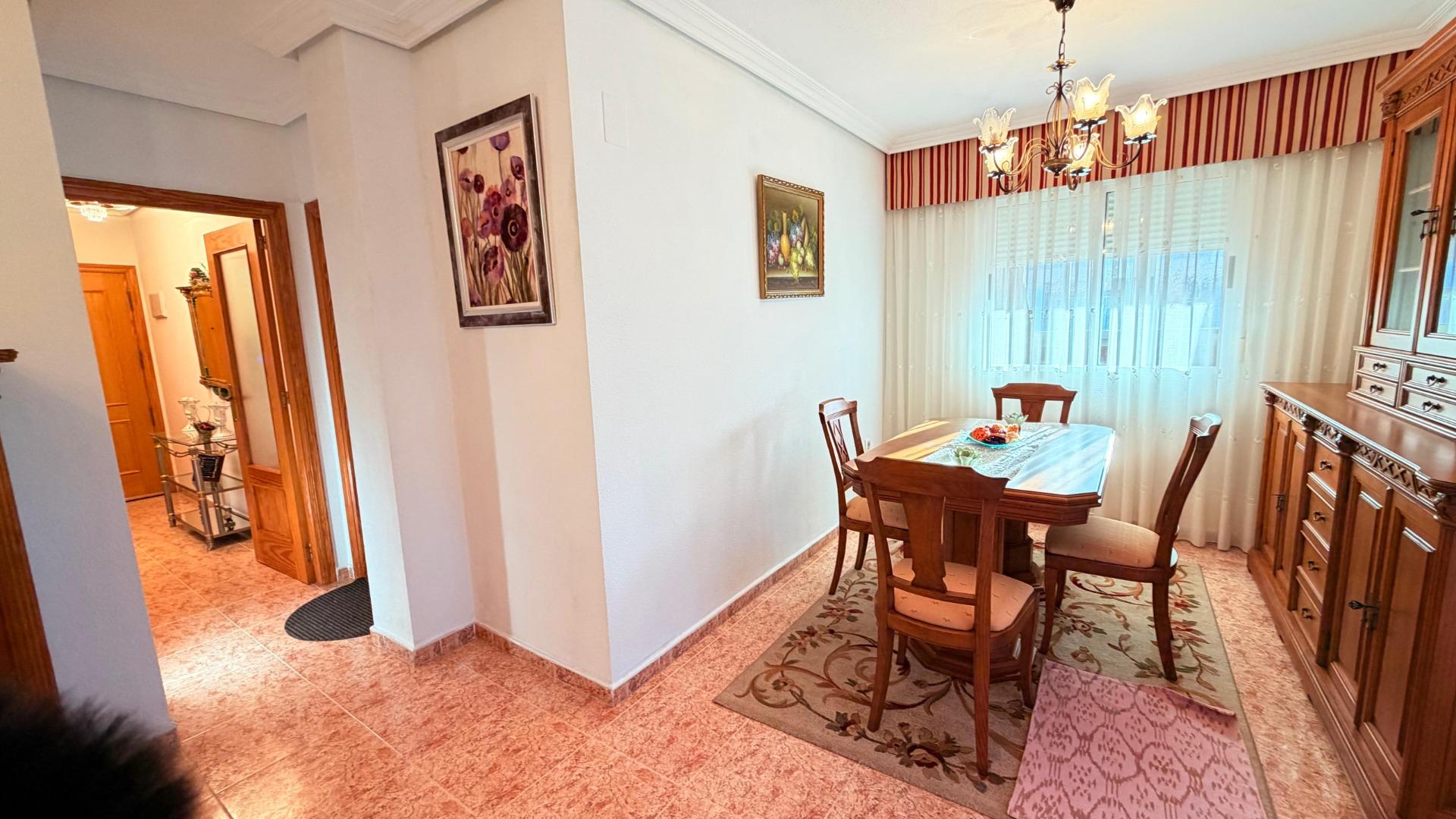 3 Bed, 2 Bath, ApartmentFor Sale, Torrevieja, Alicante