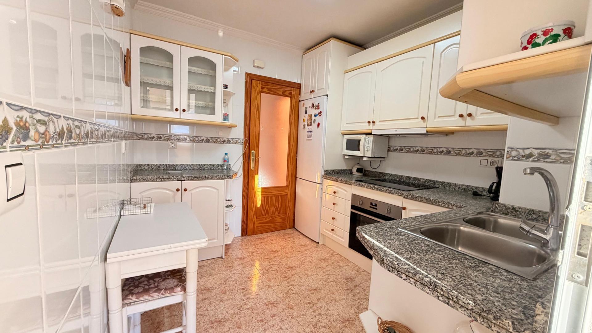 3 Bed, 2 Bath, ApartmentFor Sale, Torrevieja, Alicante