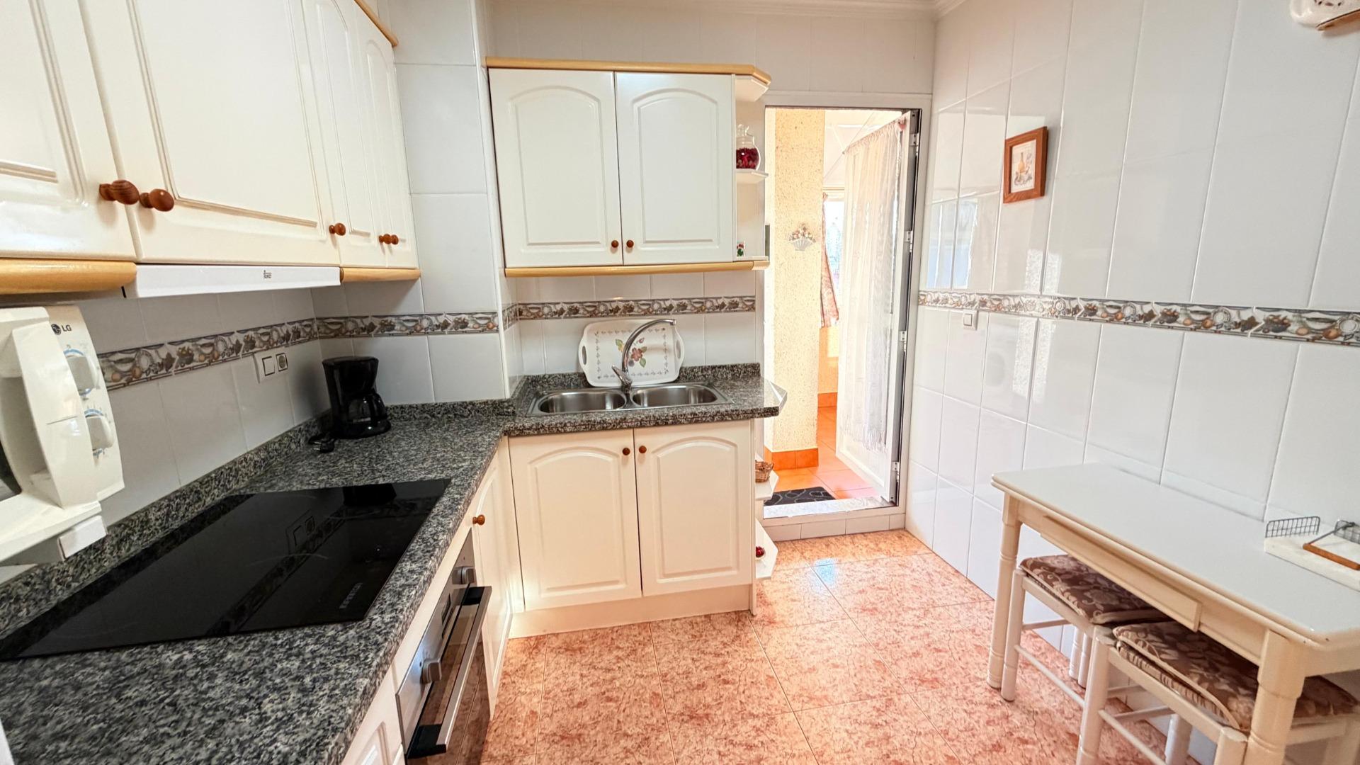 3 Bed, 2 Bath, ApartmentFor Sale, Torrevieja, Alicante