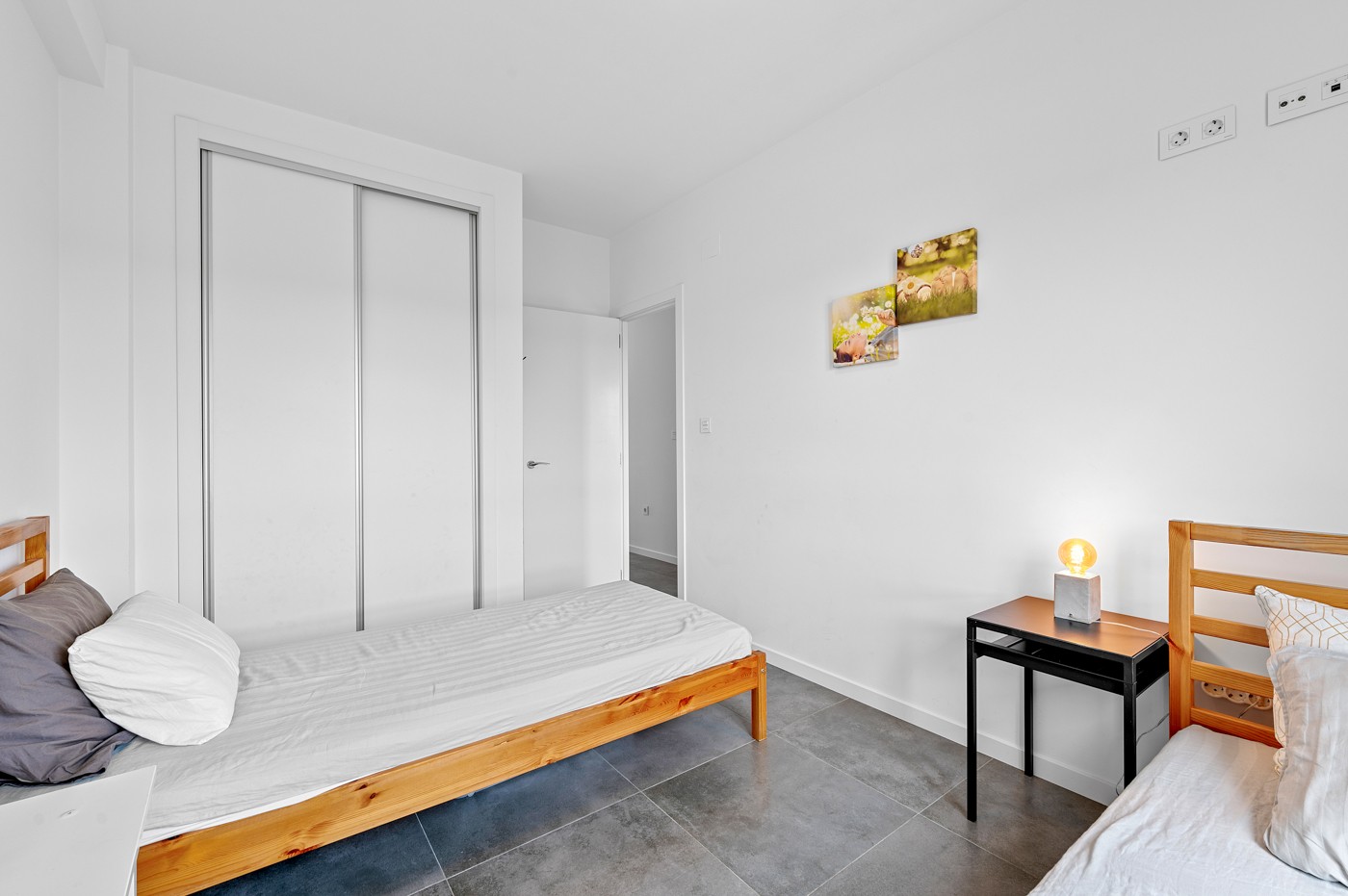 3 Bed, 2 Bath, ApartmentFor Sale, Alicante, Alicante