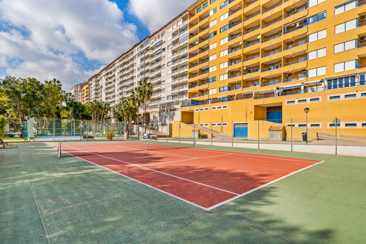 3 Bed, 2 Bath, ApartmentFor Sale, Alicante, Alicante