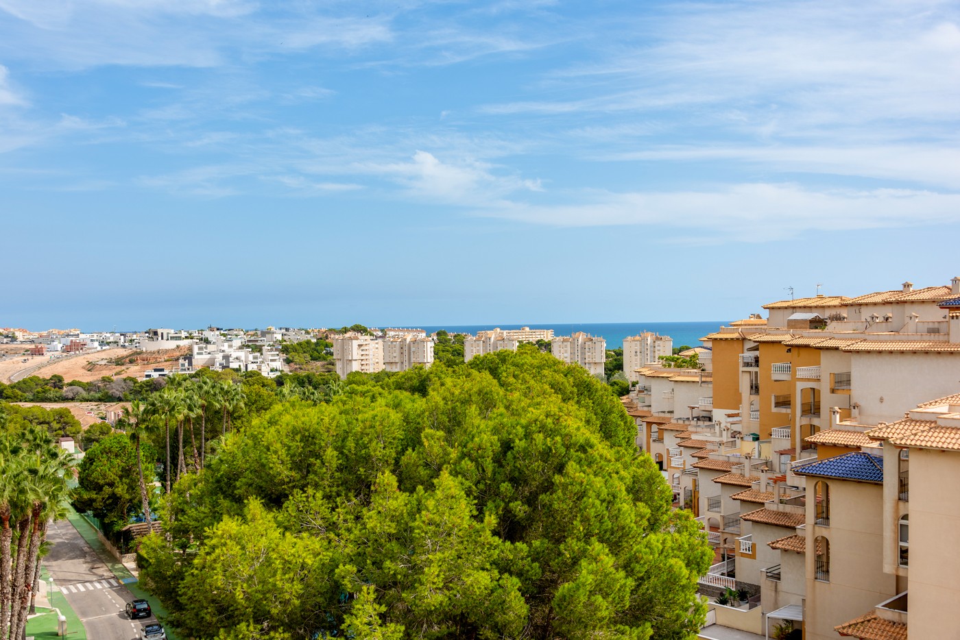 3 Bed, 2 Bath, ApartmentFor Sale, Alicante, Alicante