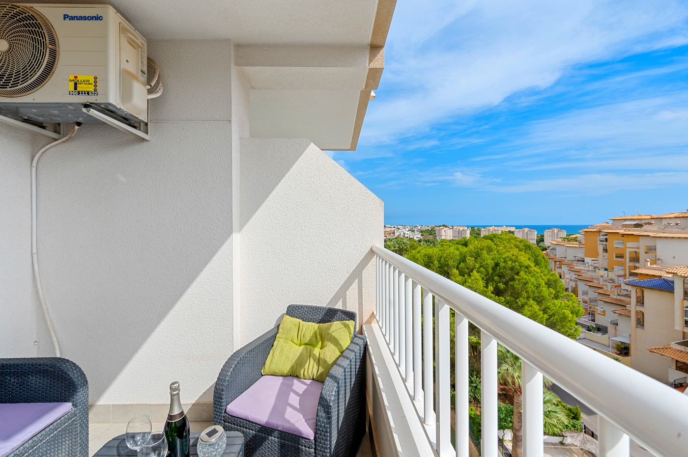 3 Bed, 2 Bath, ApartmentFor Sale, Alicante, Alicante