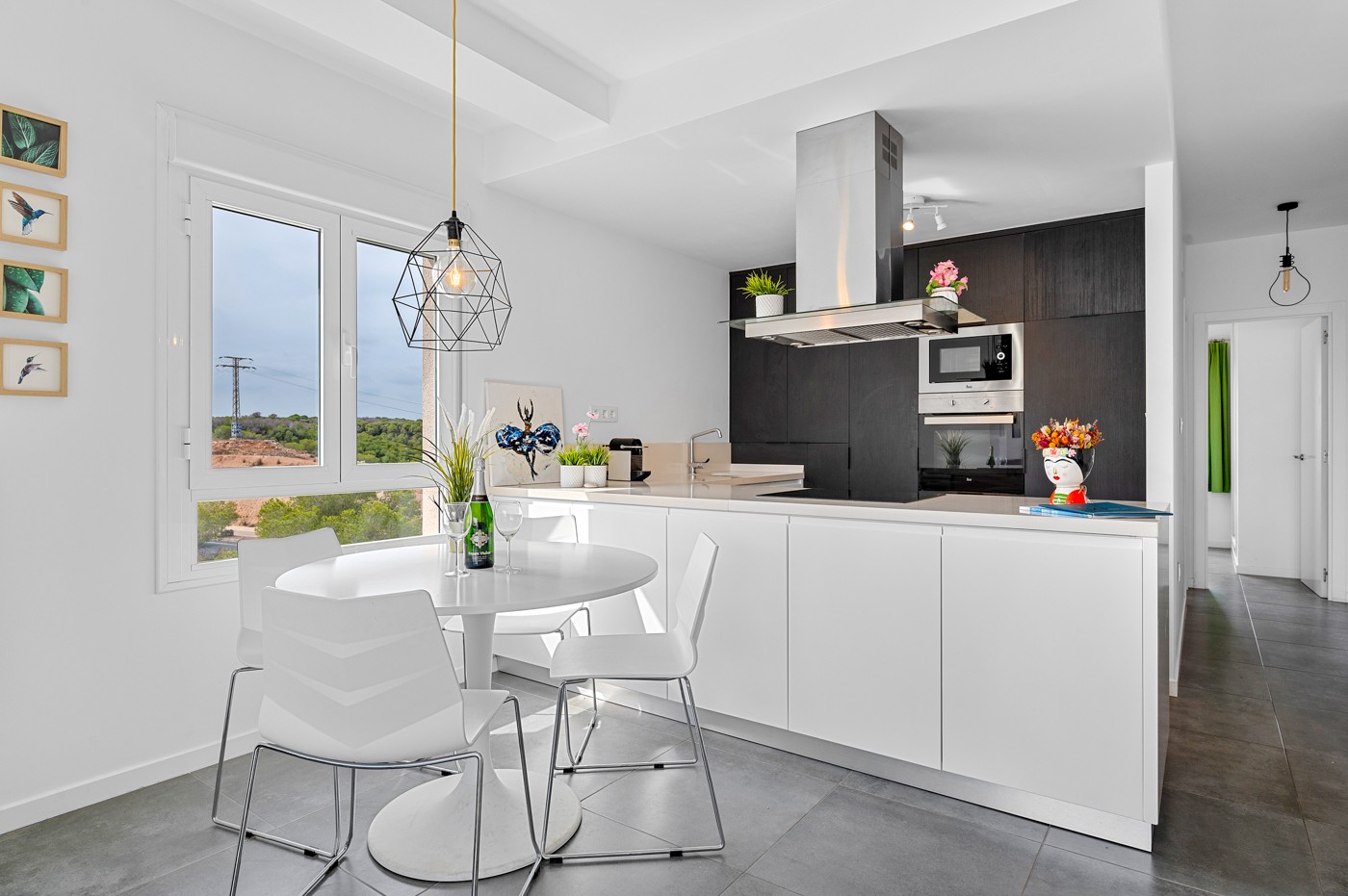 3 Bed, 2 Bath, ApartmentFor Sale, Alicante, Alicante