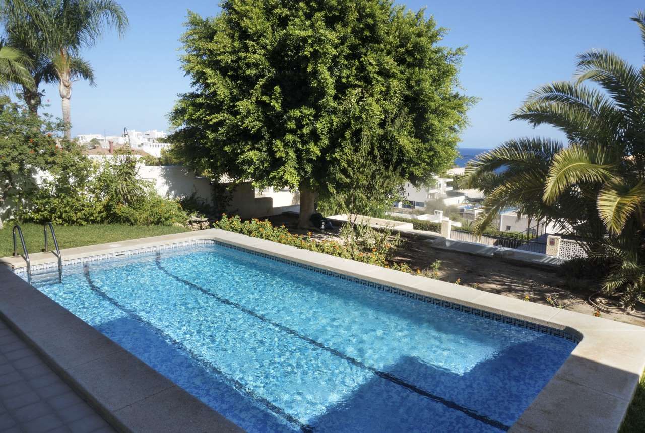 6 Bed, 3 Bath, HouseFor Sale, Villajoyosa, Alicante
