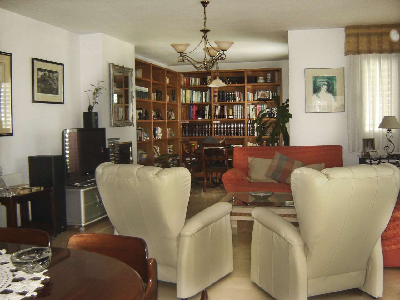 6 Bed, 3 Bath, HouseFor Sale, Villajoyosa, Alicante