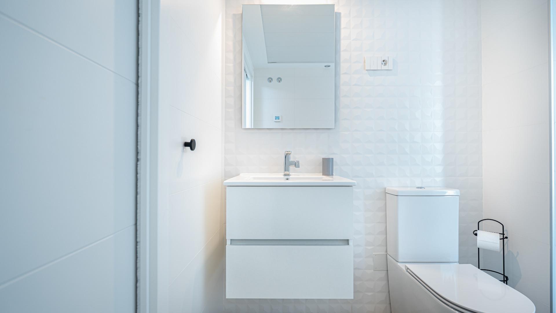 2 Bed, 2 Bath, ApartmentFor Sale, Torrevieja, Alicante