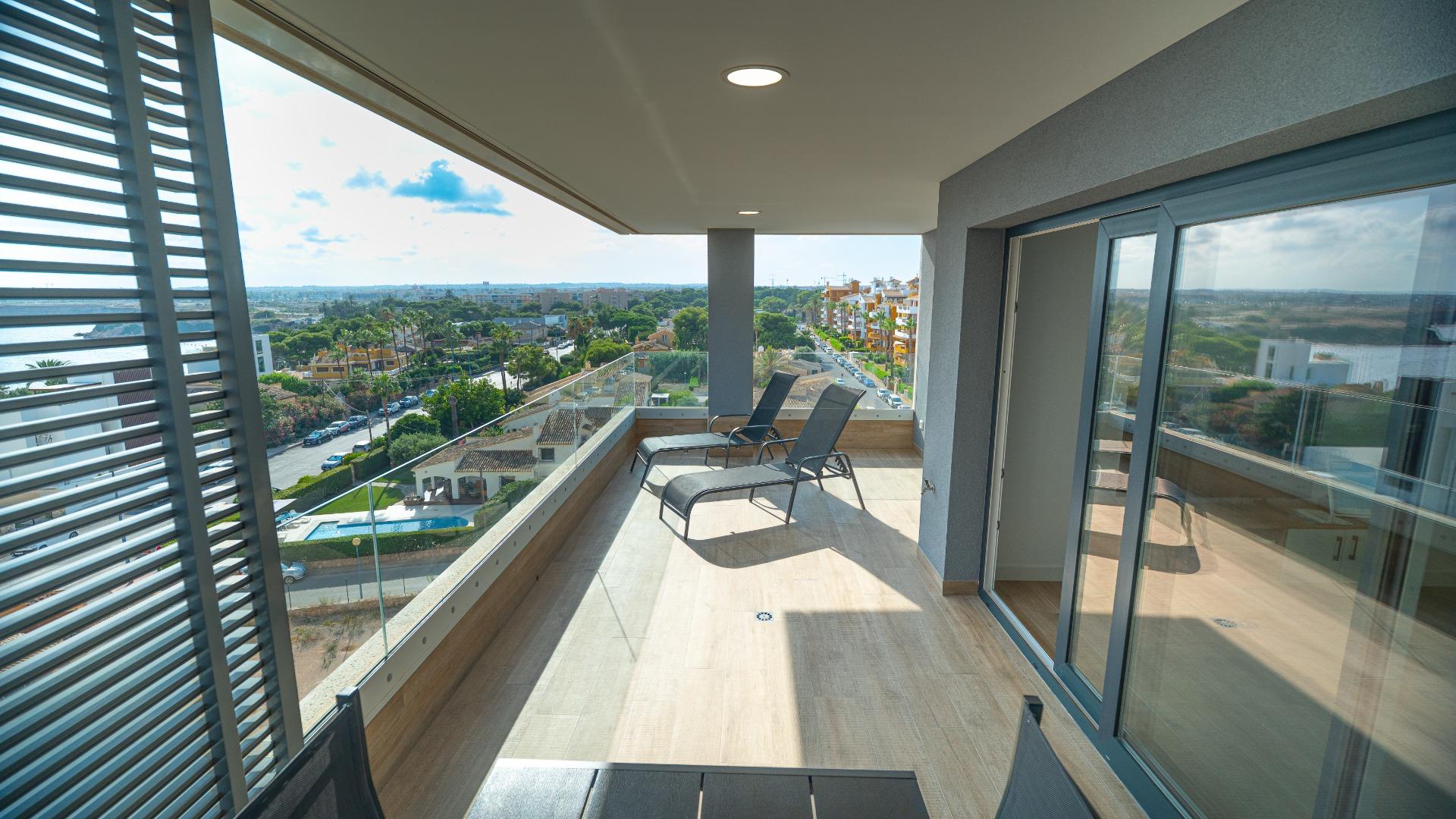 2 Bed, 2 Bath, ApartmentFor Sale, Torrevieja, Alicante