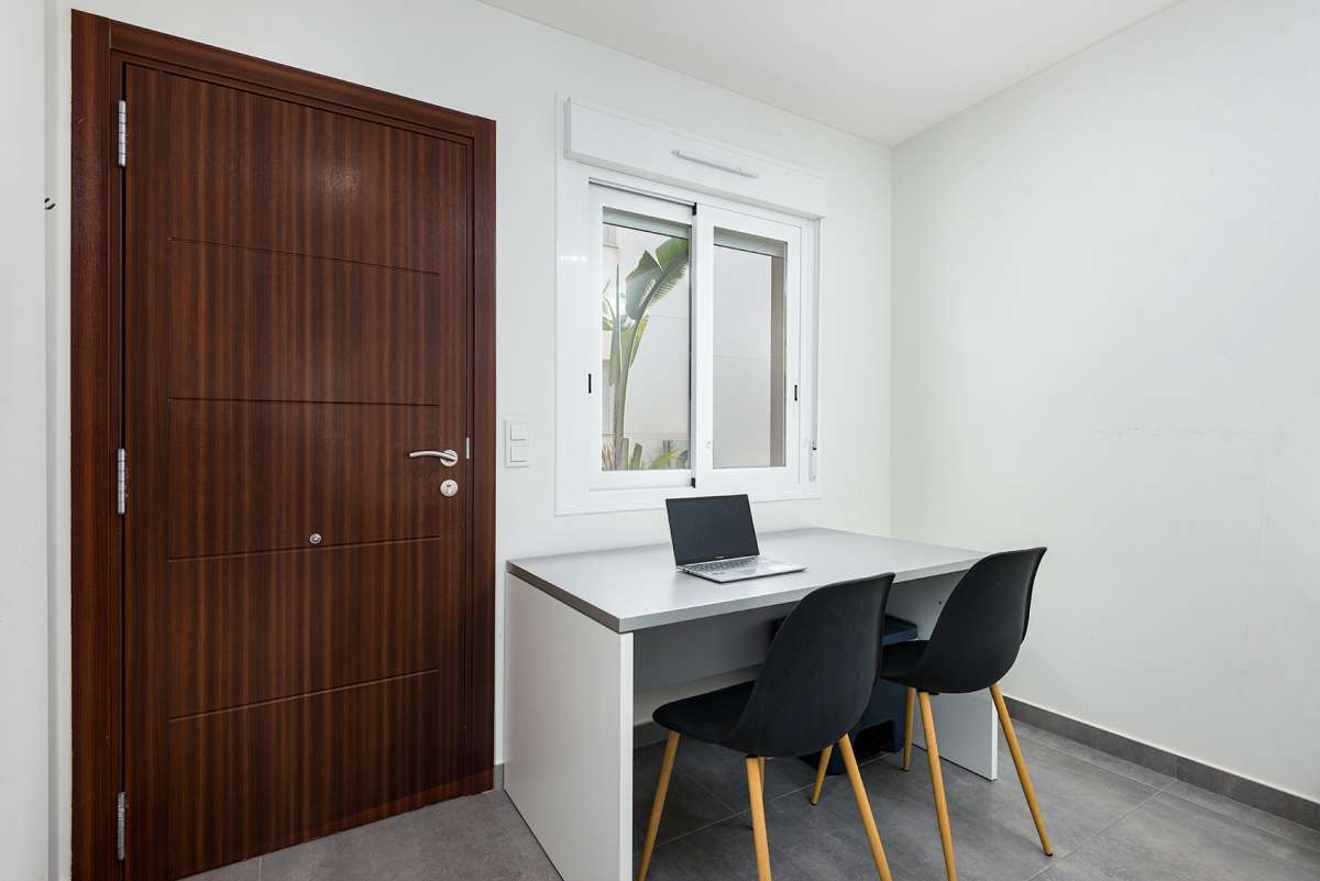 3 Bed, 2 Bath, HouseFor Sale, Torrevieja, Alicante