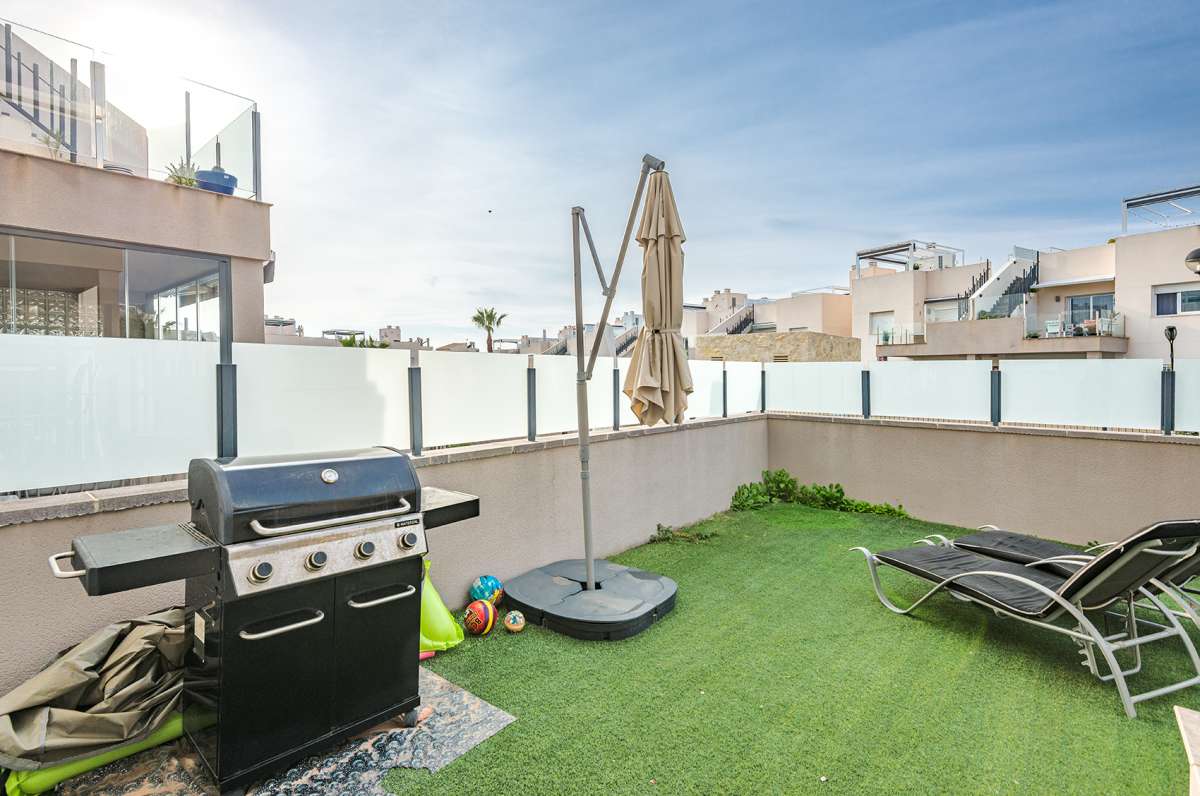 3 Bed, 2 Bath, HouseFor Sale, Torrevieja, Alicante