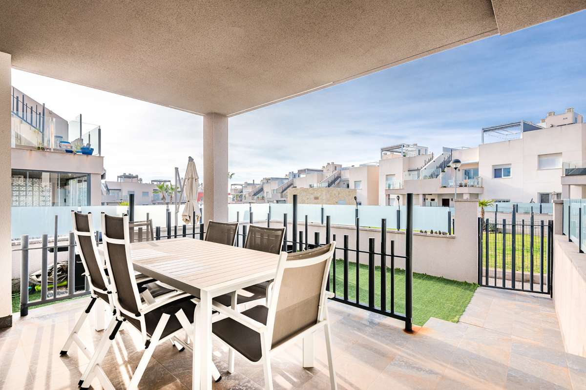 3 Bed, 2 Bath, HouseFor Sale, Torrevieja, Alicante