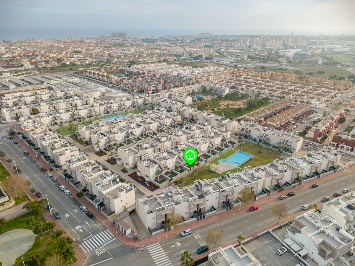 3 Bed, 2 Bath, HouseFor Sale, Torrevieja, Alicante