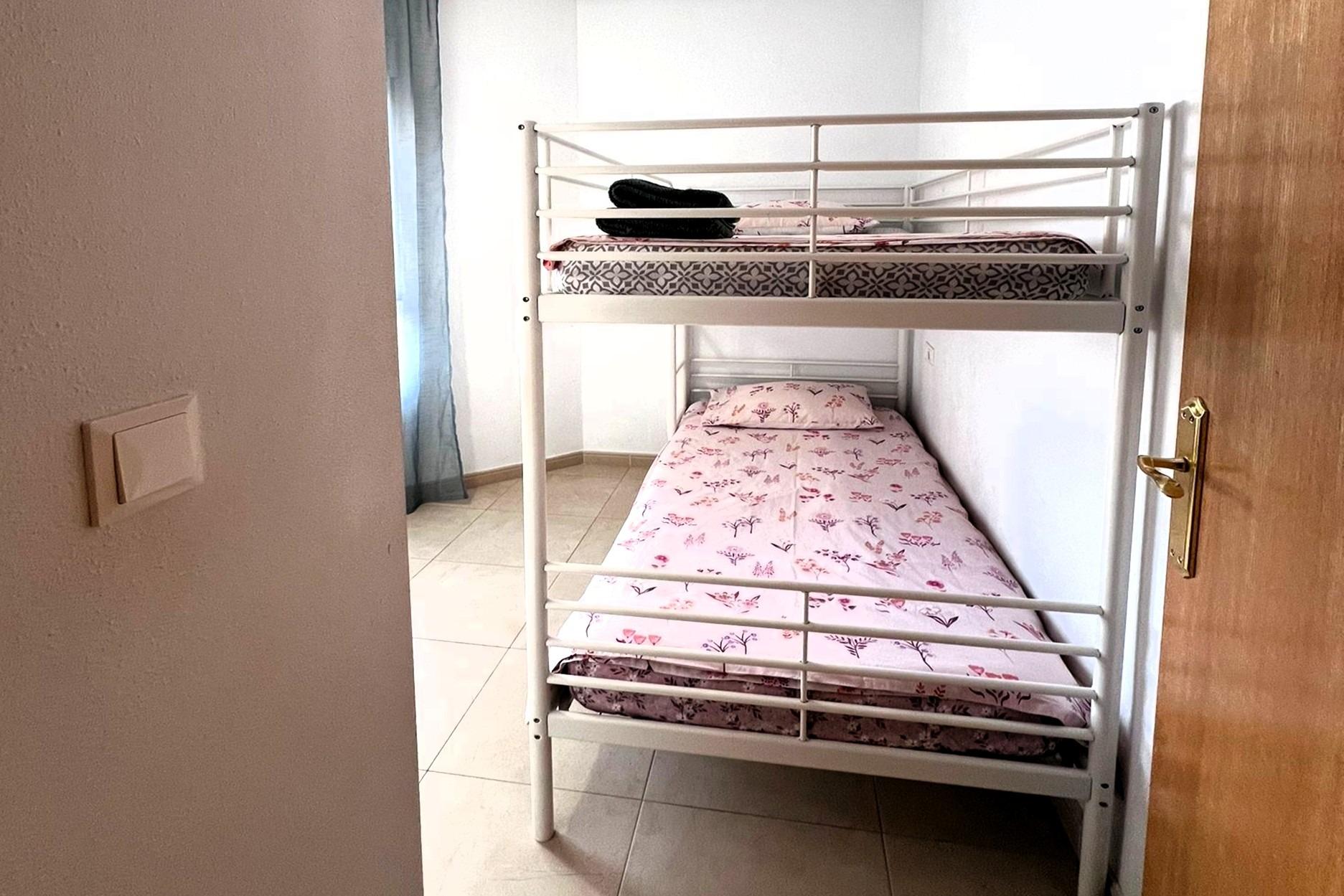 2 Bed, 1 Bath, ApartmentFor Sale, Torrevieja, Alicante