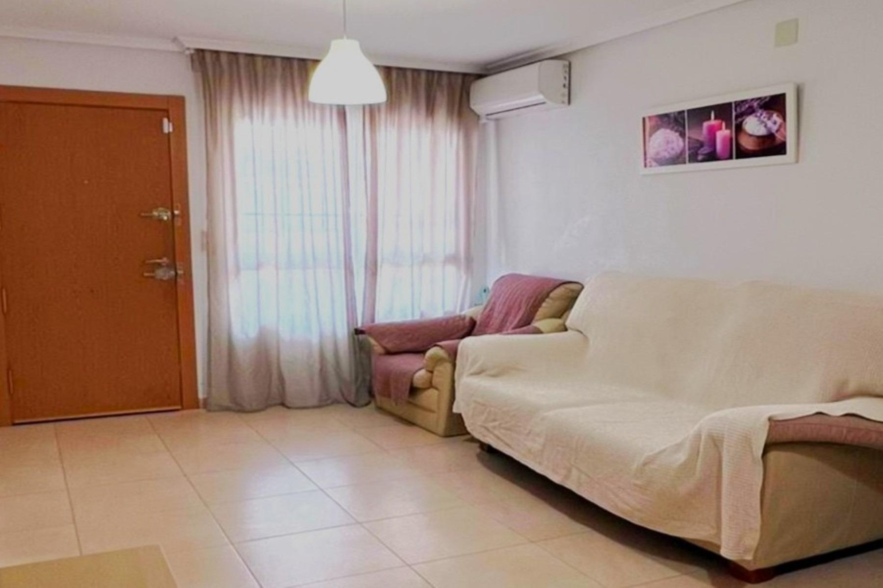 2 Bed, 1 Bath, ApartmentFor Sale, Torrevieja, Alicante