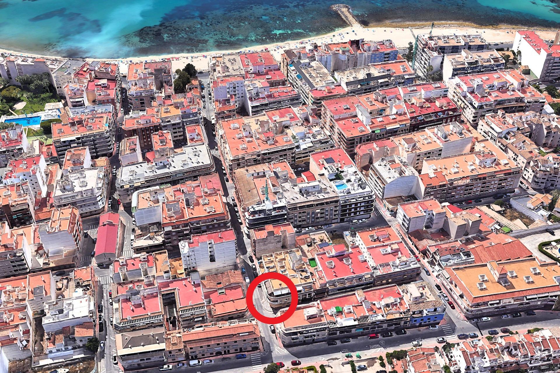 2 Bed, 1 Bath, ApartmentFor Sale, Torrevieja, Alicante