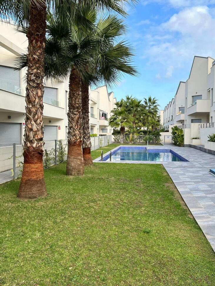 2 Bed, 2 Bath, ApartmentFor Sale, Torrevieja, Alicante