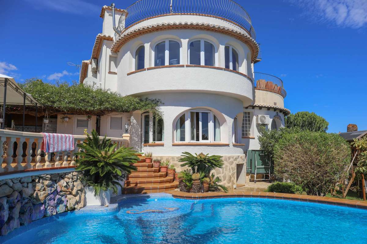 5 Bed, 4 Bath, HouseFor Sale, Javea, Alicante
