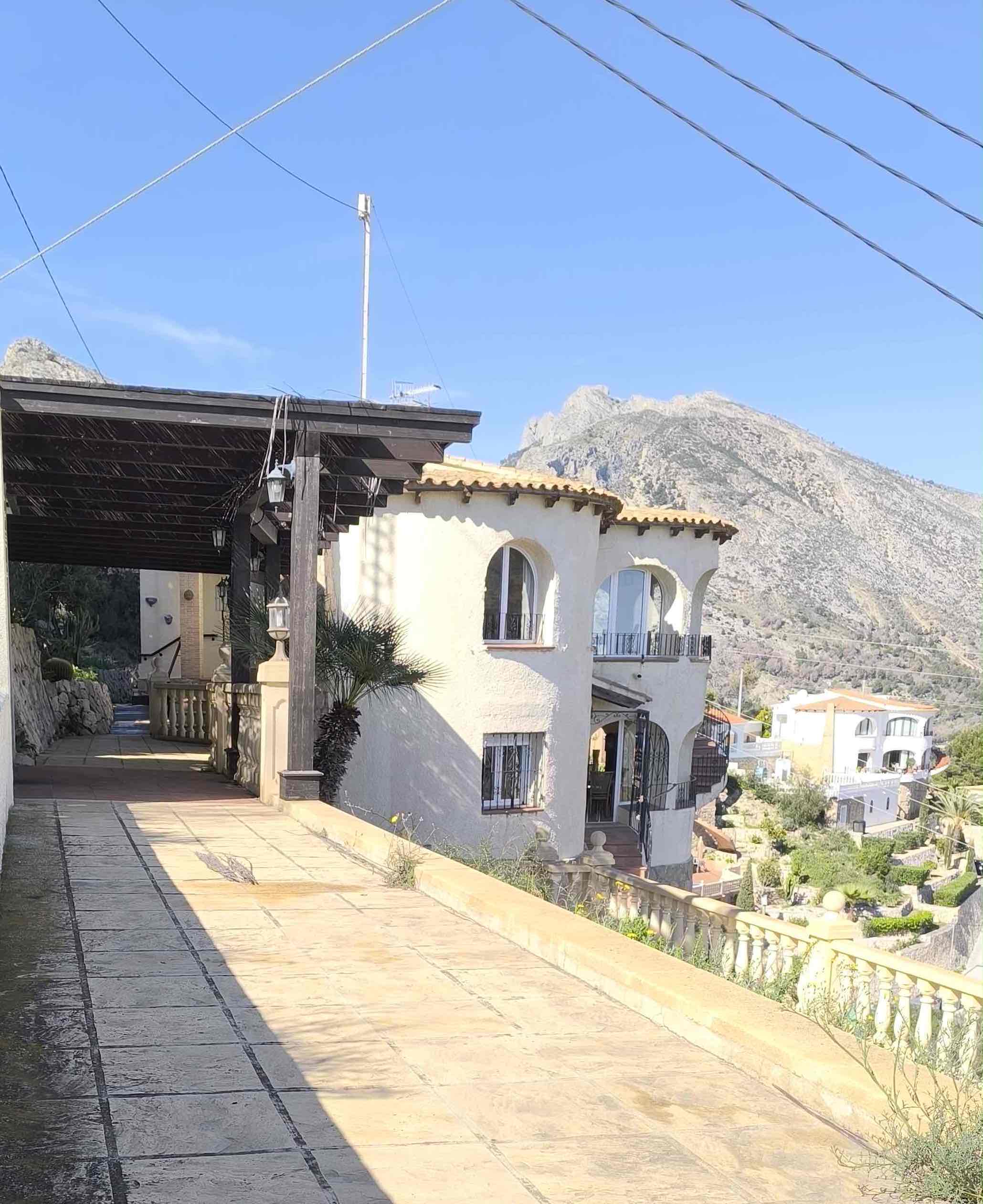 5 Bed, 3 Bath, HouseFor Sale, Calpe, Alicante