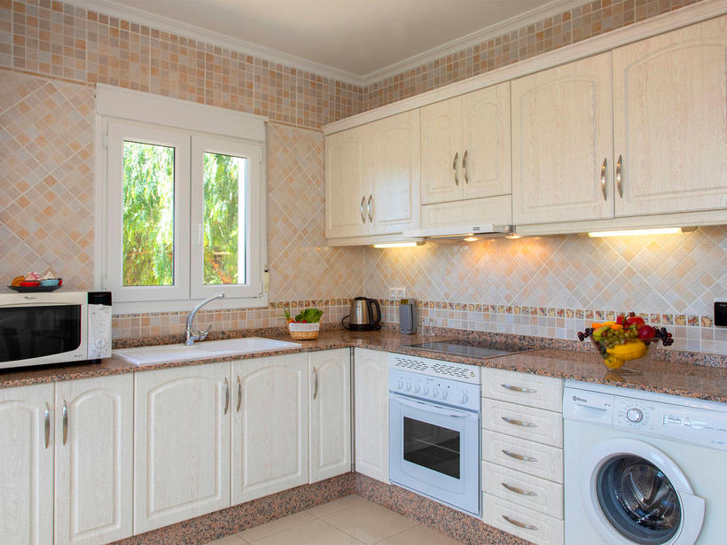 5 Bed, 3 Bath, HouseFor Sale, Calpe, Alicante