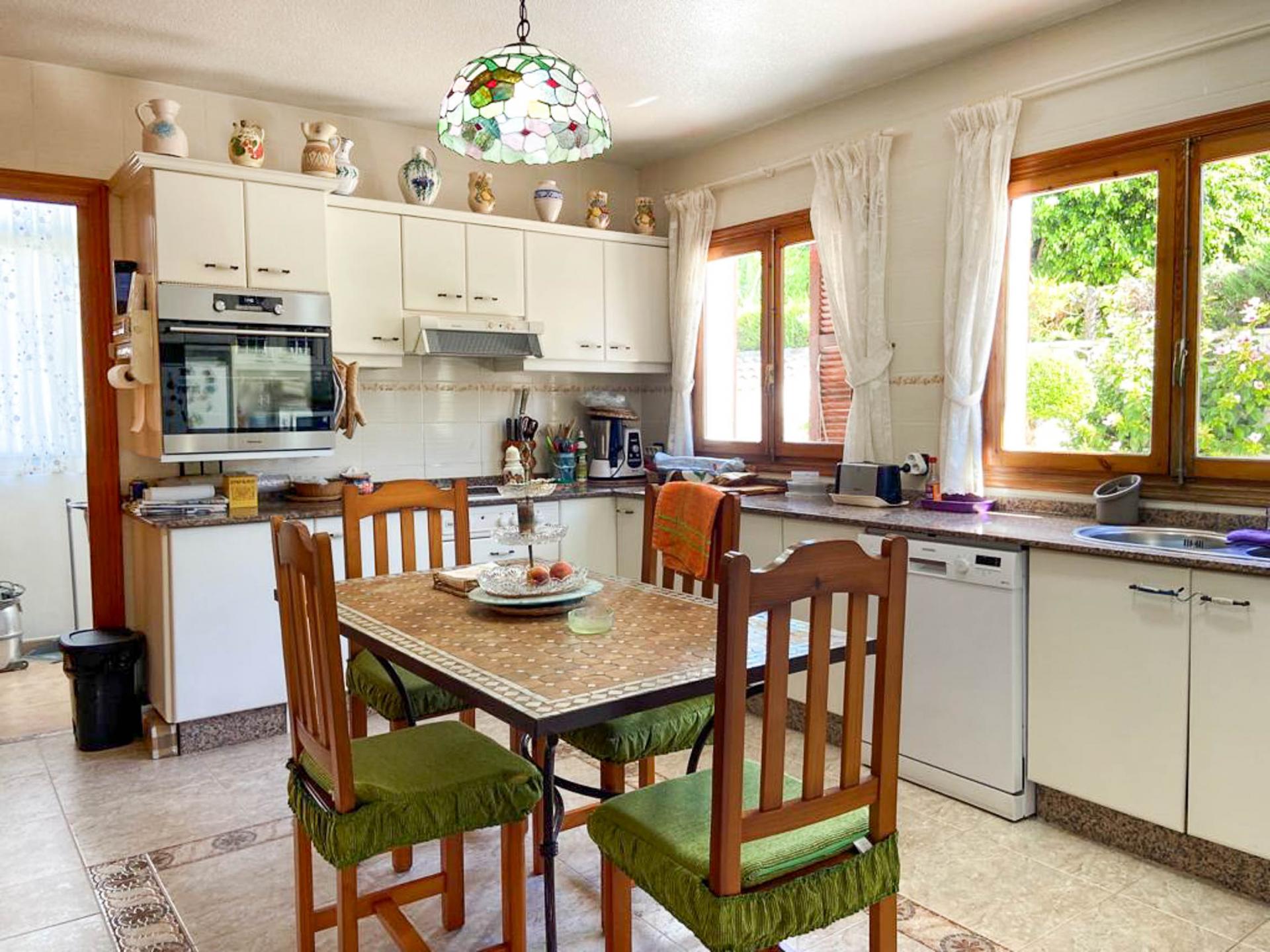 5 Bed, 4 Bath, HouseFor Sale, Benidorm, Alicante