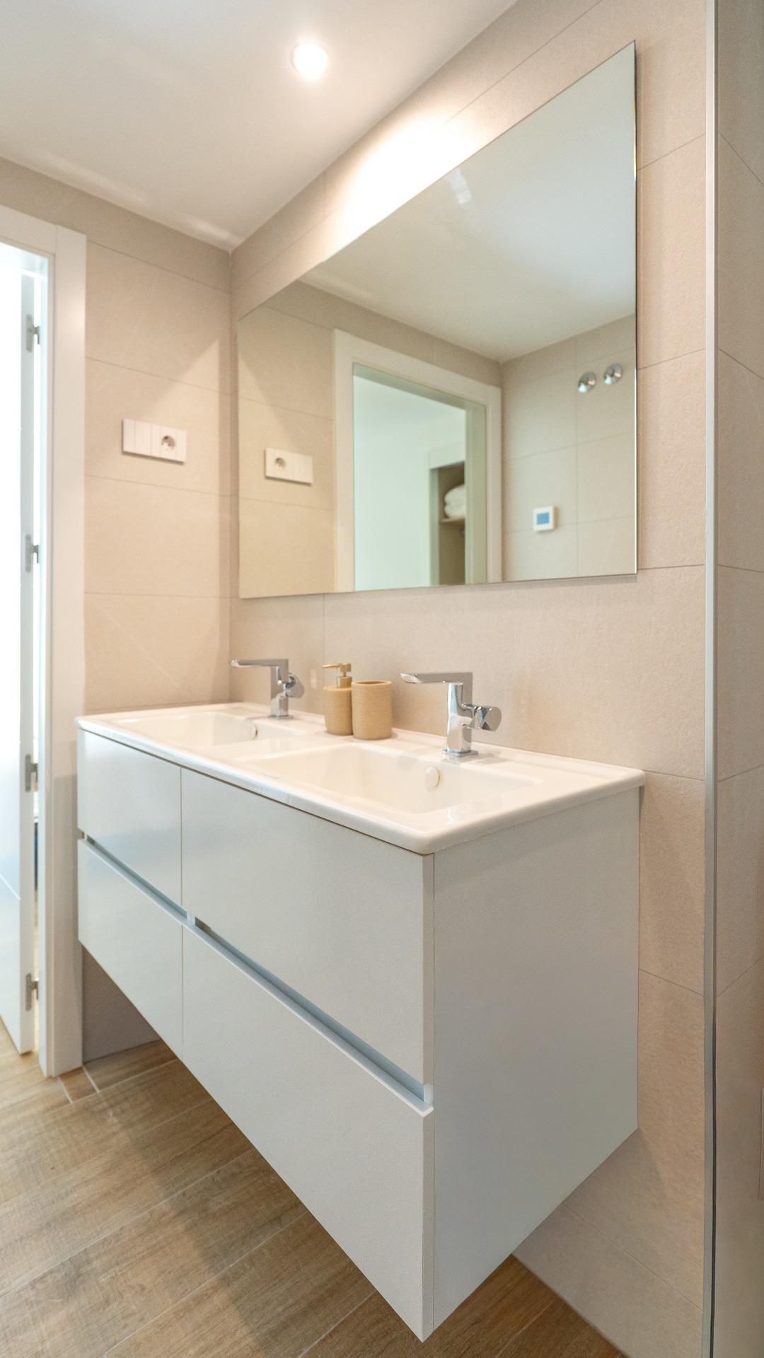 2 Bed, 2 Bath, ApartmentFor Sale, Torrevieja, Alicante