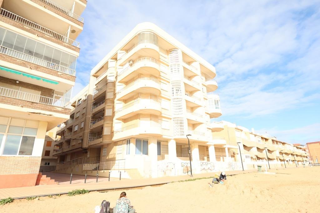 3 Bed, 1 Bath, ApartmentFor Sale, Torrevieja, Alicante