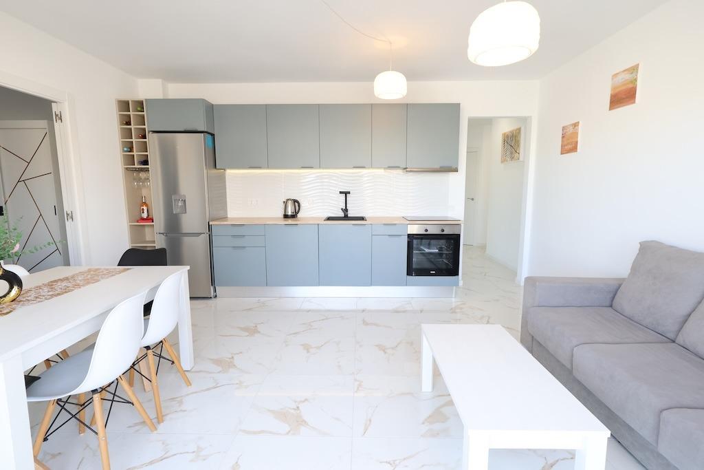 3 Bed, 1 Bath, ApartmentFor Sale, Torrevieja, Alicante