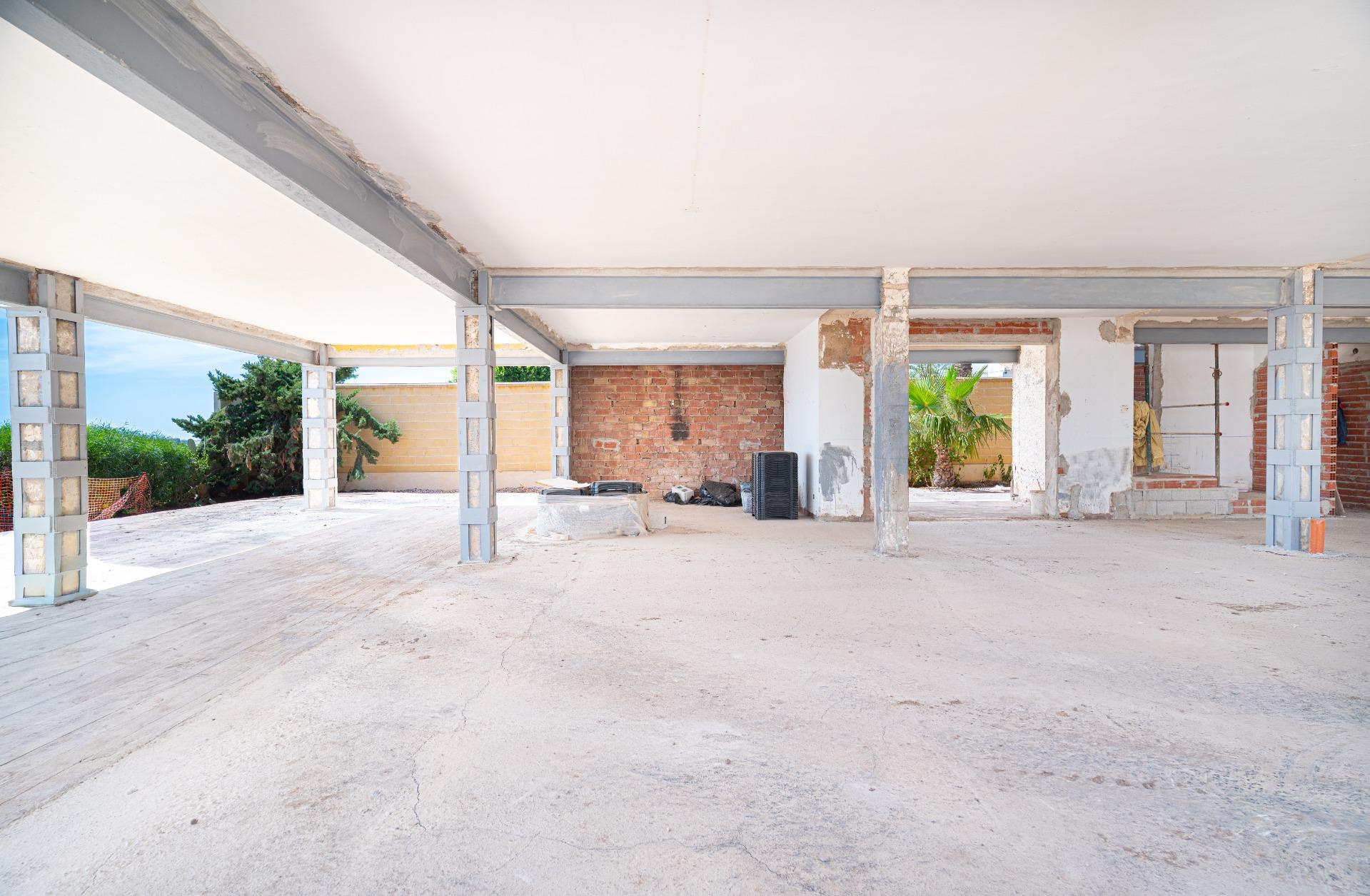 8 Bed, 4 Bath, HouseFor Sale, Cabo Roig, Alicante