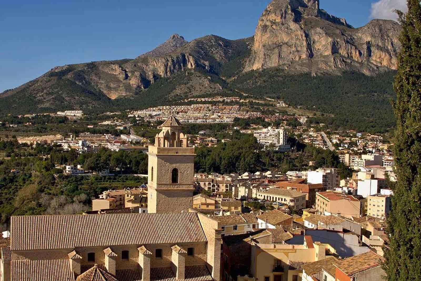 3 Bed, 2 Bath, HouseFor Sale, Polop, Alicante