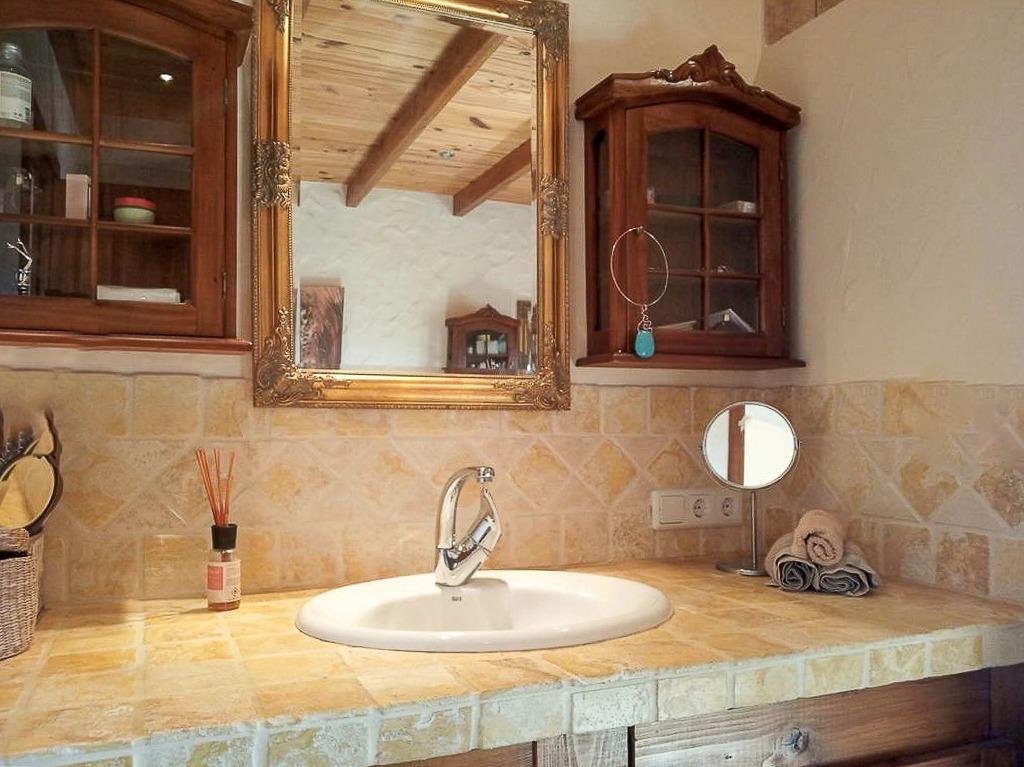 3 Bed, 2 Bath, HouseFor Sale, Alfas del Pi, Alicante